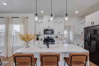 3230 6th Avenue, Fort Worth, TX 76110 - Photo 14