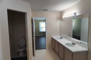 1405 Anglican Dr, Arlington, TX 76002 - Photo 30