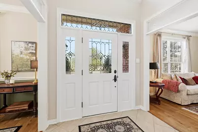 801 Bent Tree Drive, Euless, TX 76039 - Photo 4