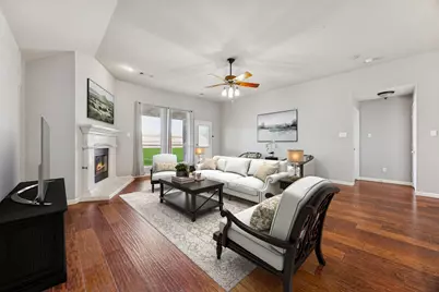 3156 Guadaloupe, Grand Prairie, TX 75054 - Photo 2