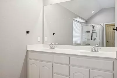 3156 Guadaloupe, Grand Prairie, TX 75054 - Photo 18