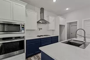 608 N Catherine St, Terrell, TX 75160 - Photo 2