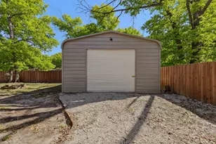 608 N Catherine St, Terrell, TX 75160 - Photo 32