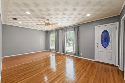 1207 Engle Avenue, Dallas, TX 75224 - Photo 12