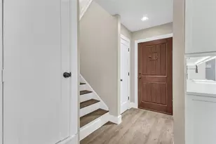 3002 Carolyn Ct, Bedford, TX 76021 - Photo 2