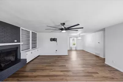 102 Middleton Court, Weatherford, TX 76087 - Photo 10