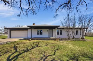 102 Middleton Ct, Weatherford, TX 76087 - Photo 4