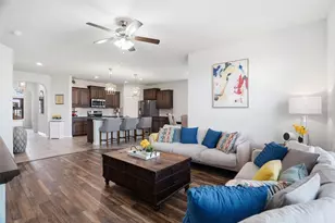 729 Key Deer Dr, Burleson, TX 76028 - Photo 2