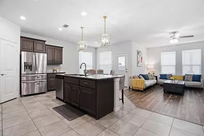 729 Key Deer Drive, Burleson, TX 76028 - Photo 8