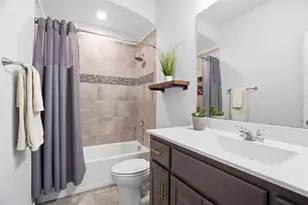 729 Key Deer Dr, Burleson, TX 76028 - Photo 14