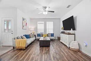 729 Key Deer Dr, Burleson, TX 76028 - Photo 4