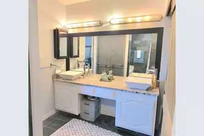 3 Holden Circle, The Colony, TX 75056 - Photo 10