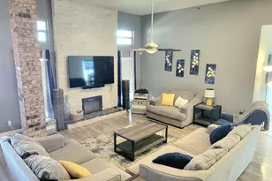 3 Holden Cir, The Colony, TX 75056 - Photo 2