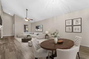 7107 Holly Hill Dr, Dallas, TX 75231 - Photo 4