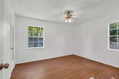 815 N Bledsoe Street, Gilmer, TX 75644 - Photo 20