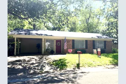 815 N Bledsoe Street, Gilmer, TX 75644 - Photo 28