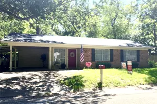 815 N Bledsoe St, Gilmer, TX 75644 - Photo 28