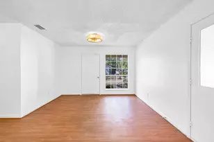 815 N Bledsoe St, Gilmer, TX 75644 - Photo 18