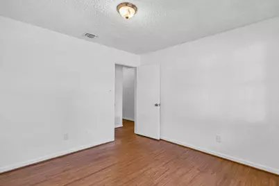 815 N Bledsoe Street, Gilmer, TX 75644 - Photo 12