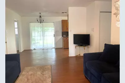 815 N Bledsoe Street, Gilmer, TX 75644 - Photo 6