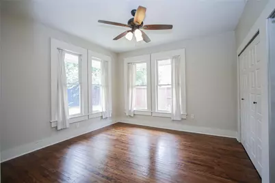 1951 College Avenue, Fort Worth, TX 76110 - Photo 14