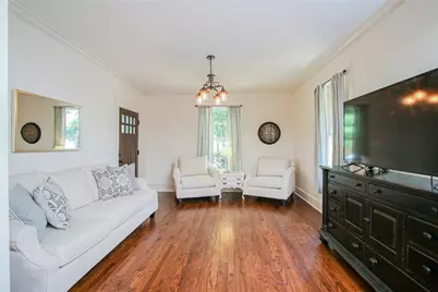 1951 College Avenue, Fort Worth, TX 76110 - Photo 6