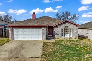 9944 Long Rifle Dr, Fort Worth, TX 76108 - Photo 2