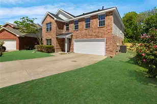 600 Kentucky Derby Ln, Fort Worth, TX 76179 - Photo 2