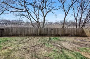 313 Misty Mountain Dr, Fort Worth, TX 76140 - Photo 36