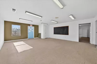 611 W Spring Valley Road, Hewitt, TX 76643 - Photo 16