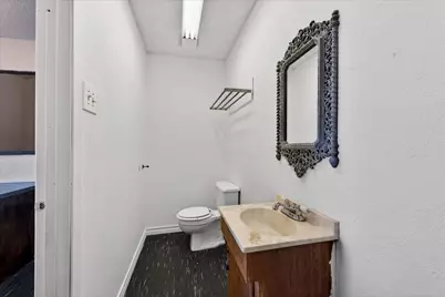 611 W Spring Valley Road, Hewitt, TX 76643 - Photo 8