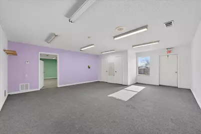 611 W Spring Valley Road, Hewitt, TX 76643 - Photo 18