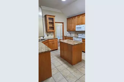 646 W Park Drive, Keller, TX 76248 - Photo 4