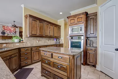 617 Indian Trail, Hurst, TX 76054 - Photo 14