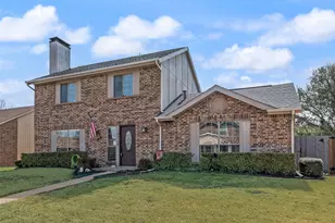 8818 Davis St, Rowlett, TX 75088 - Photo 2
