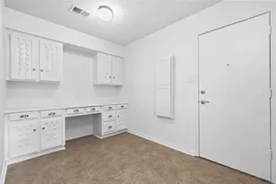 401 Monti Dr, Lewisville, TX 75057 - Photo 10