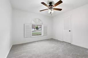 401 Monti Dr, Lewisville, TX 75057 - Photo 24