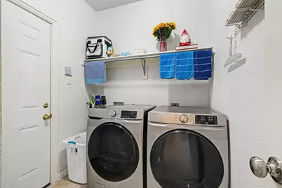 8234 Robertson Drive, Frisco, TX 75036 - Photo 16