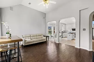 8234 Robertson Dr, Frisco, TX 75036 - Photo 6