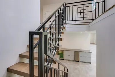 2045 Marydale Drive, Dallas, TX 75208 - Photo 10