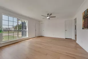 1720 Waldrop St, Irving, TX 75061 - Photo 4