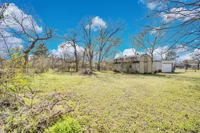 311 E San Saba Street, Wortham, TX 76693 - Photo 18