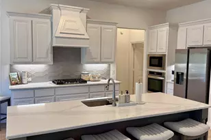 218 Oakcrest Dr, Justin, TX 76247 - Photo 14