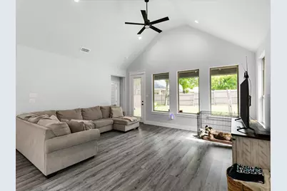 4755 Ramey Avenue, Fort Worth, TX 76105 - Photo 4