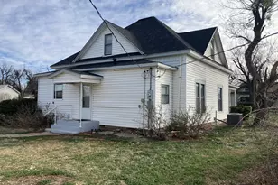 109 N Foley St, Seymour, TX 76380 - Photo 4