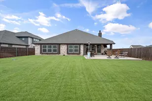 644 Winters Dr, Waxahachie, TX 75165 - Photo 4