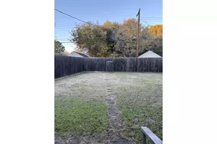 3908 Calmont Ave, Fort Worth, TX 76107 - Photo 22