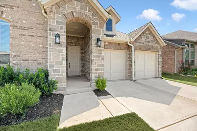 6812 Switchback Trail, North Richland Hills, TX 76182 - Photo 2