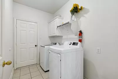 1200 Cedar Valley Drive, Irving, TX 75063 - Photo 22