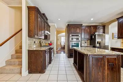 1200 Cedar Valley Drive, Irving, TX 75063 - Photo 16